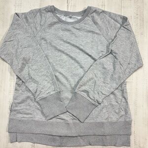 Plus size Women's Side Slit Soft Pullover Crew Neck Sweater